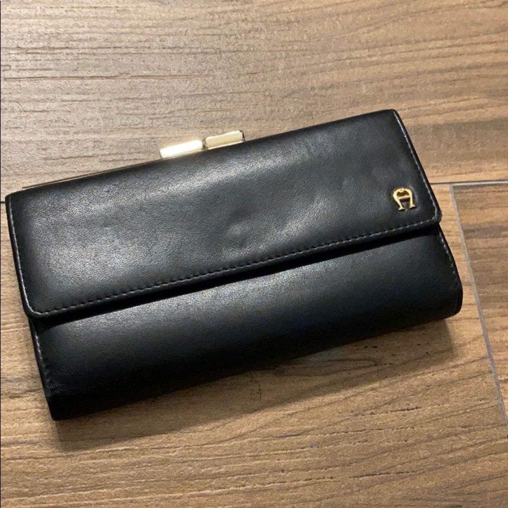 Etienne Aigner Wallet